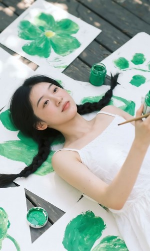 김초록
